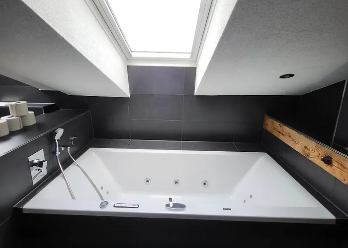 Presidental By Livingdowntown *